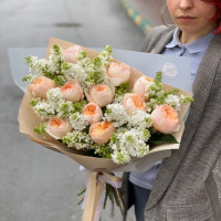 Букет * БЕЛАЯ СИРЕНЬ и розы *