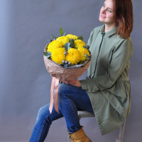 Букет желтых хризантем СЛАДКИЙ МЕД