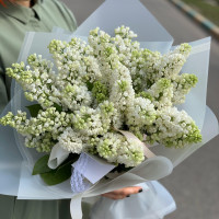 Букет белой * АРОМАТНОЙ СИРЕНИ *