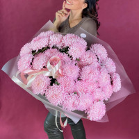 Букет розовых хризантем МАРШМЕЛЛОУ, 33 шт