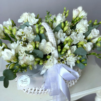 Корзина из ФРЕЗИИ