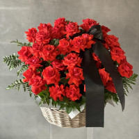 Корзина с красными розами, 30 шт.