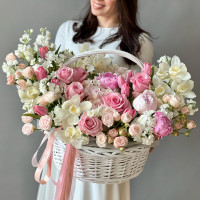 Корзина цветов ПУДРОВЫЙ НЕКТАР *