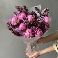 Букет ЗЕФИР-СИРЕНЬ, 7 пионов