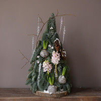 Елка авторская ПЕРВОЦВЕТЫ