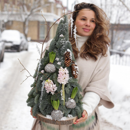 Елка авторская ПЕРВОЦВЕТЫ