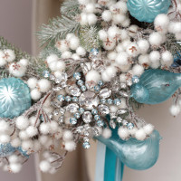 Венок БИРЮЗА, 52 см