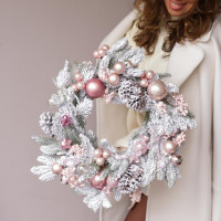 Венок ПУДРА, 45 см.