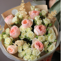 Букет КРЕМ-ПЕРСИК с розами и иск. эвкалиптом