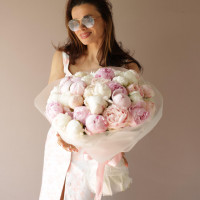 Букет * ПИОНОВ ПЛОМБИР * 35 шт.