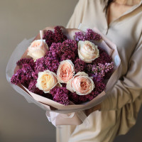 Букет РОЗА-СИРЕНЬ, 5 пионовидных роз