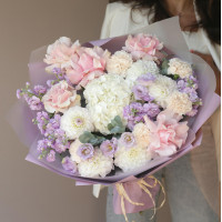 Букет ЛАВАНДОВАЯ ПРИНЦЕССА с георгинами