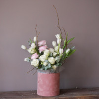 Весенний букет в коробке ЛЯ МУР