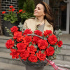 Корзина французских алых роз Nina, 19 роз *