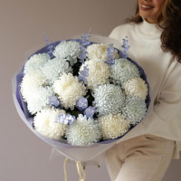 Букет хризантем белые и голубые БАБЛ ГАМ
