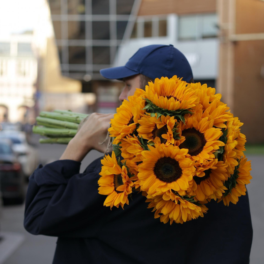 Букет ПОДСОЛНУХИ, 21 шт