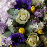 Букет с анемонами СОЛНЕЧНЫЙ ТУМАН