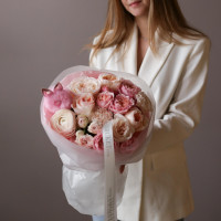 Букет с пионовидными розами ПЕРСИКОВОЕ УТРО