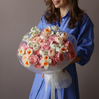 Букет изысканная весна с пионовидными розами