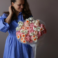 Букет изысканная весна с пионовидными розами