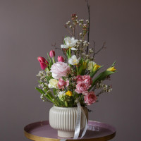 Букет в вазе КОЛОР ШАЙН