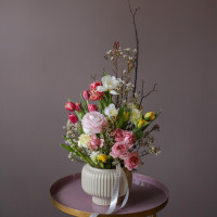 Букет в вазе КОЛОР ШАЙН