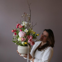 Букет в вазе КОЛОР ШАЙН