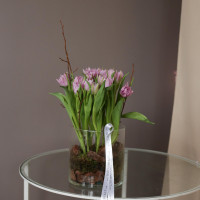 Букет в стекле ТЮЛЬПАНЫ ЛАВАНДОВЫЕ