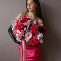 Корзина Я ЛЮБОВЬ с розами