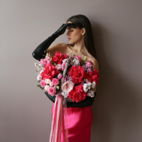 Корзина Я ЛЮБОВЬ с розами