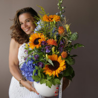 Композиция в кашпо ПОДСОЛНУХИ