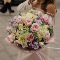 Букет нежный с розами КРУЖЕВО