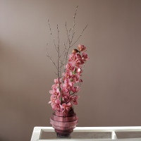 Композиция в дизайнерской вазе ОРХИДЕЯ