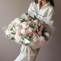 Букет с пионами АДЕЛЬ