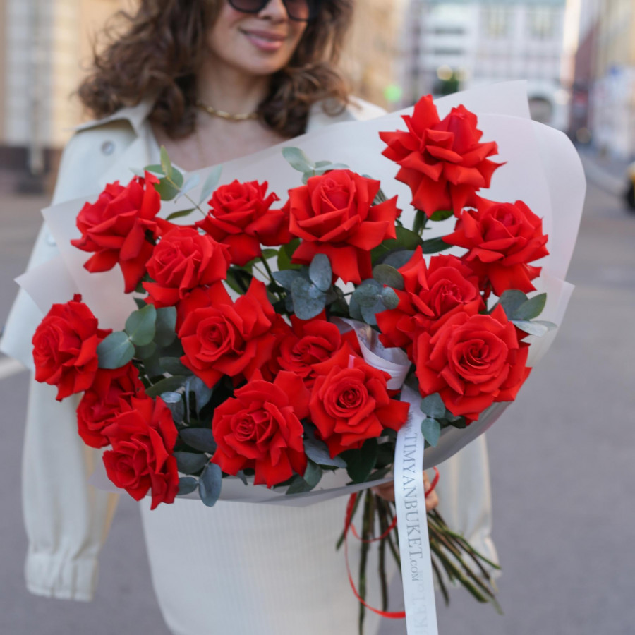 Монобукет Французских роз Red Nina, 15 шт