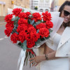 Монобукет Французских роз сорта Red Nina, 19 шт