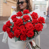 Монобукет Французских роз сорта Red Nina, 23 шт