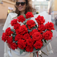 Монобукет Французских роз сорта Red Nina, 23 шт