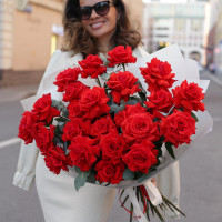 Монобукет Французских роз сорта Red Nina, 23 шт