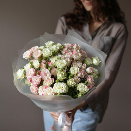 Монобукет * КУСТОВЫЕ РОЗЫ *, нежный микс, 11 шт