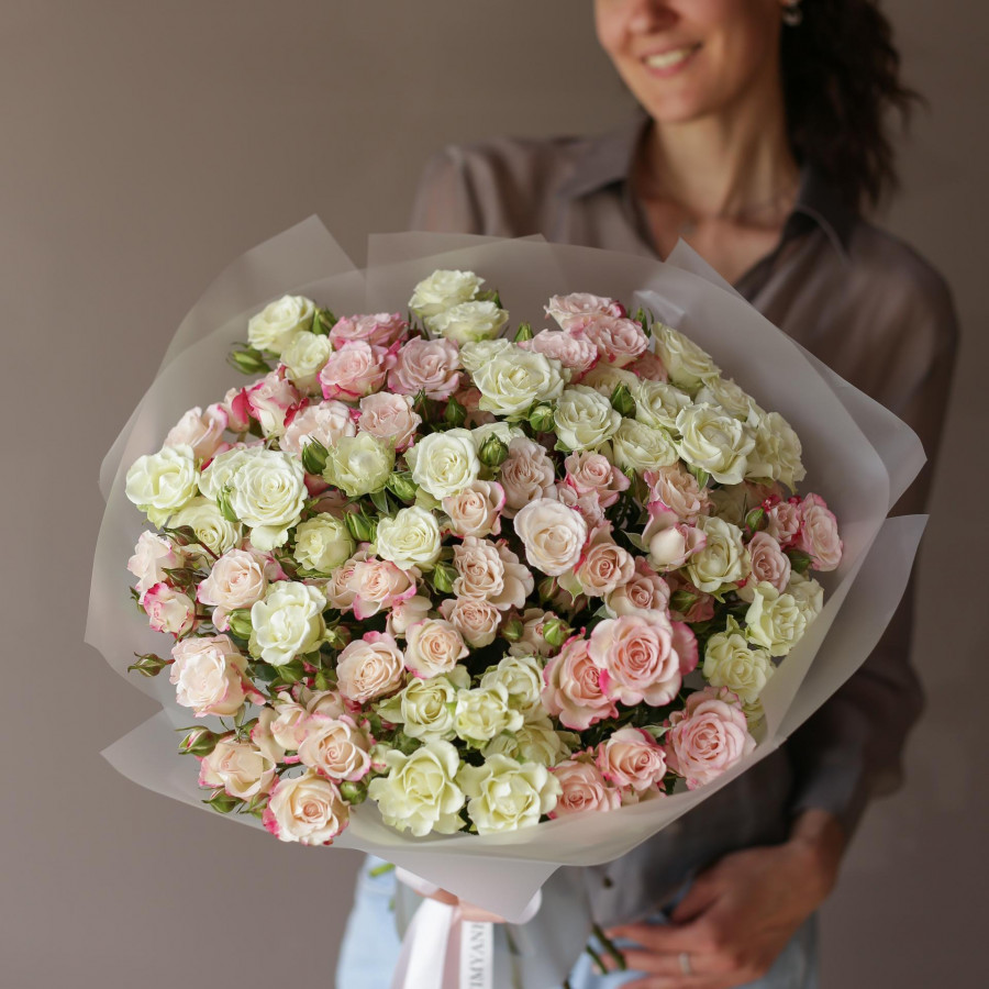 Монобукет КУСТОВЫЕ РОЗЫ, нежный микс, 21 шт
