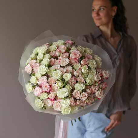 Монобукет КУСТОВЫЕ РОЗЫ, нежный микс, 25 шт