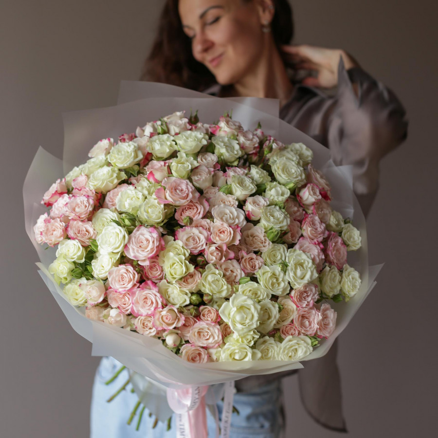 Монобукет КУСТОВЫЕ РОЗЫ, нежный микс, 31 шт