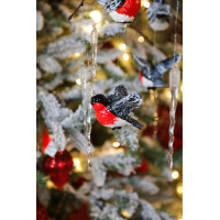 Елка  заснеженная 3-3,3 м с декором в красном оформлении СНЕГИРИ