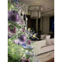 Елка ПРЕМИУМ с сиреневым оформлением