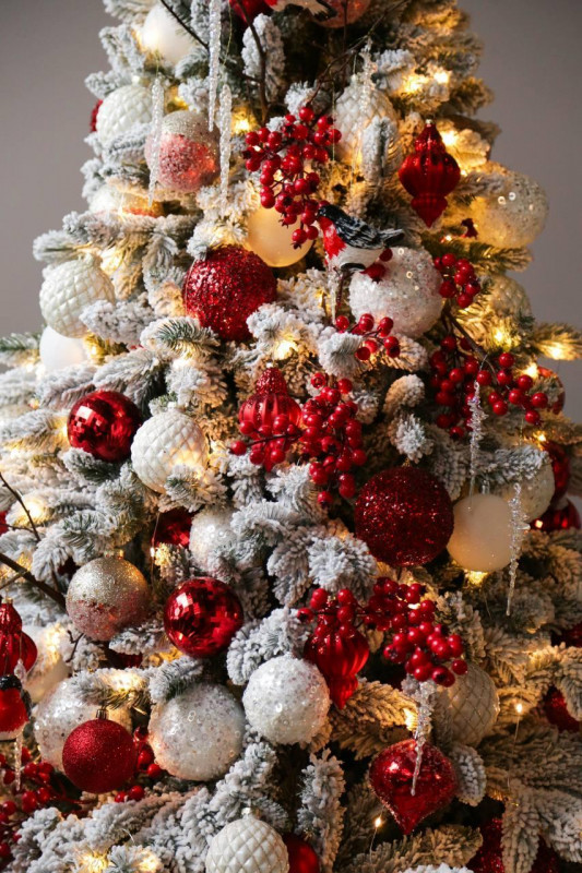 Елка с оформлением ЗАСНЕЖЕННАЯ ЯГОДНАЯ, 180 см