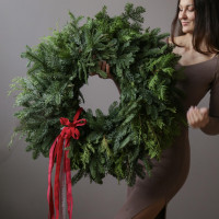 Рождественский венок в стиле минимализм