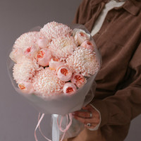 Букет * хризантем и пионовидных роз* ЗЕФИРНЫЙ