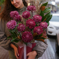 Коробка с винными орхидеями ВИНО ВЕРДЕ