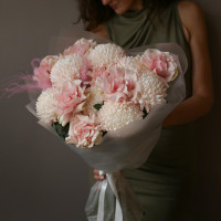 Букет из роз и хризантем НЕЖНОСТЬ